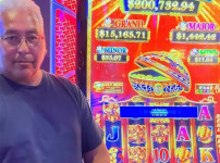 4 Bears Casino에서 Dancing Drums Explosion 슬롯 머신 160만 달러 잭팟 당첨